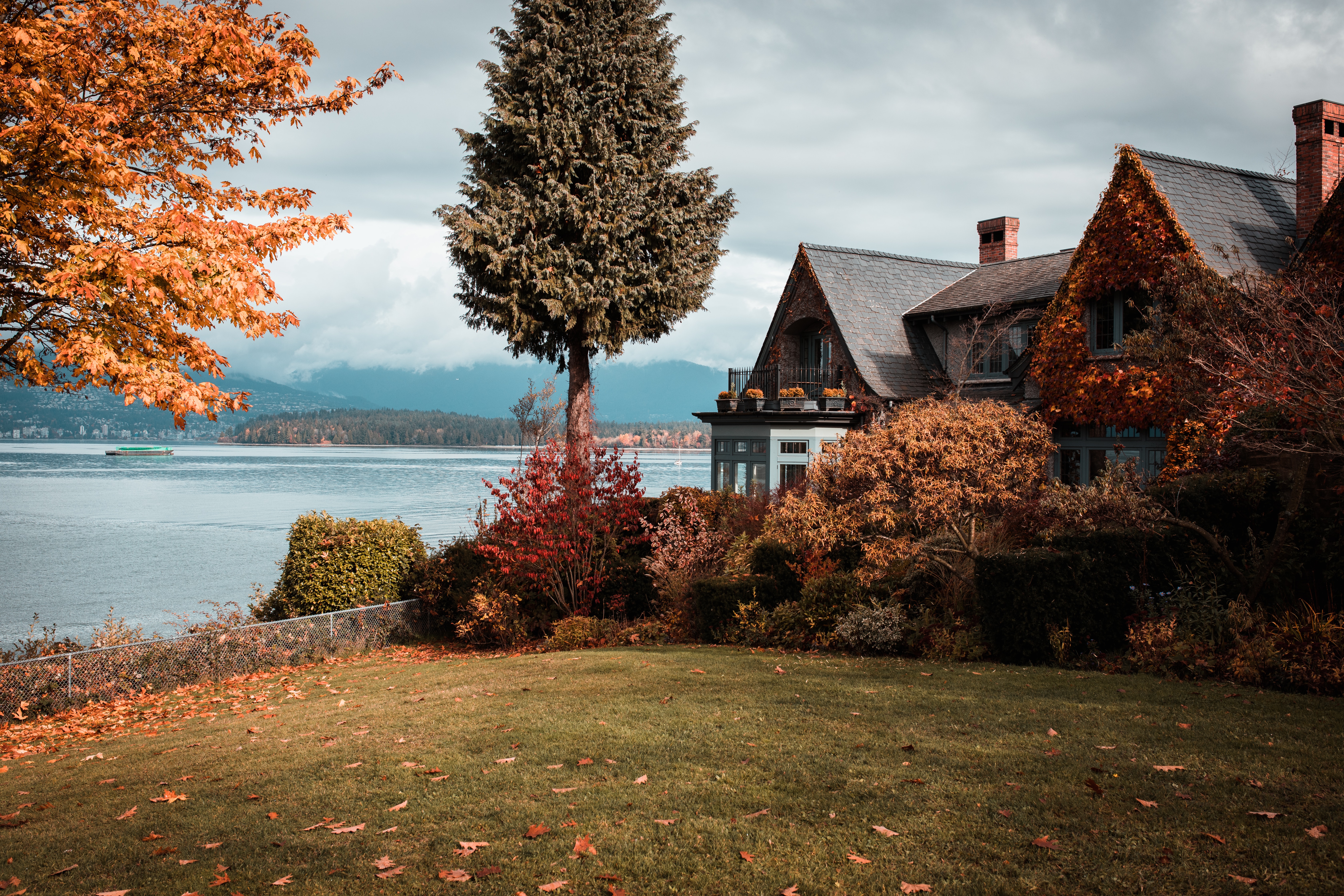 Explore the enchanting world of White Rock real estate and uncover its unique appeal. From stunning ocean views to vibrant community life, this blog post will guide you through the captivating charm of White Rock.